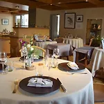 Le Hotel