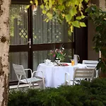 Le Hotel 3*